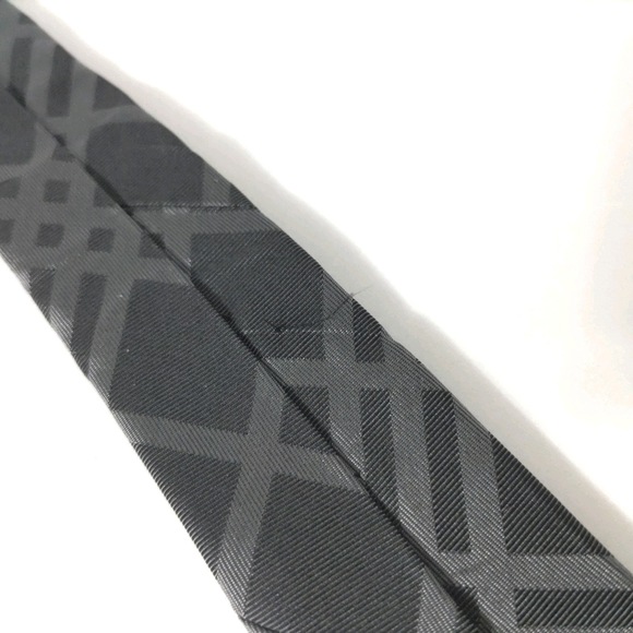BURBERRY Black Label Tie - Picture 3 of 6